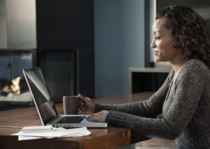 black-woman-using-laptop2016
