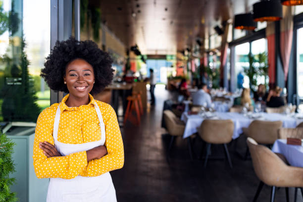 BlackWoman-Dining-Business